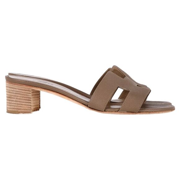 Hermès Oasis Sandals in Brown Leather - Picture 1 of 7